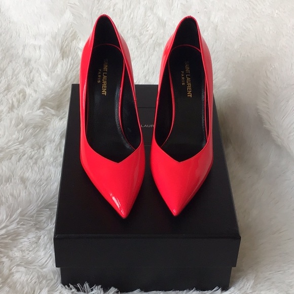 SAINT LAURENT FUSCIA PUMPS. - Picture 1 of 11